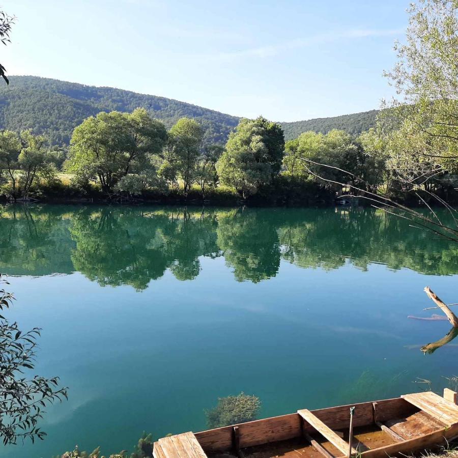 Holiday Home Dani Bihać エクステリア 写真