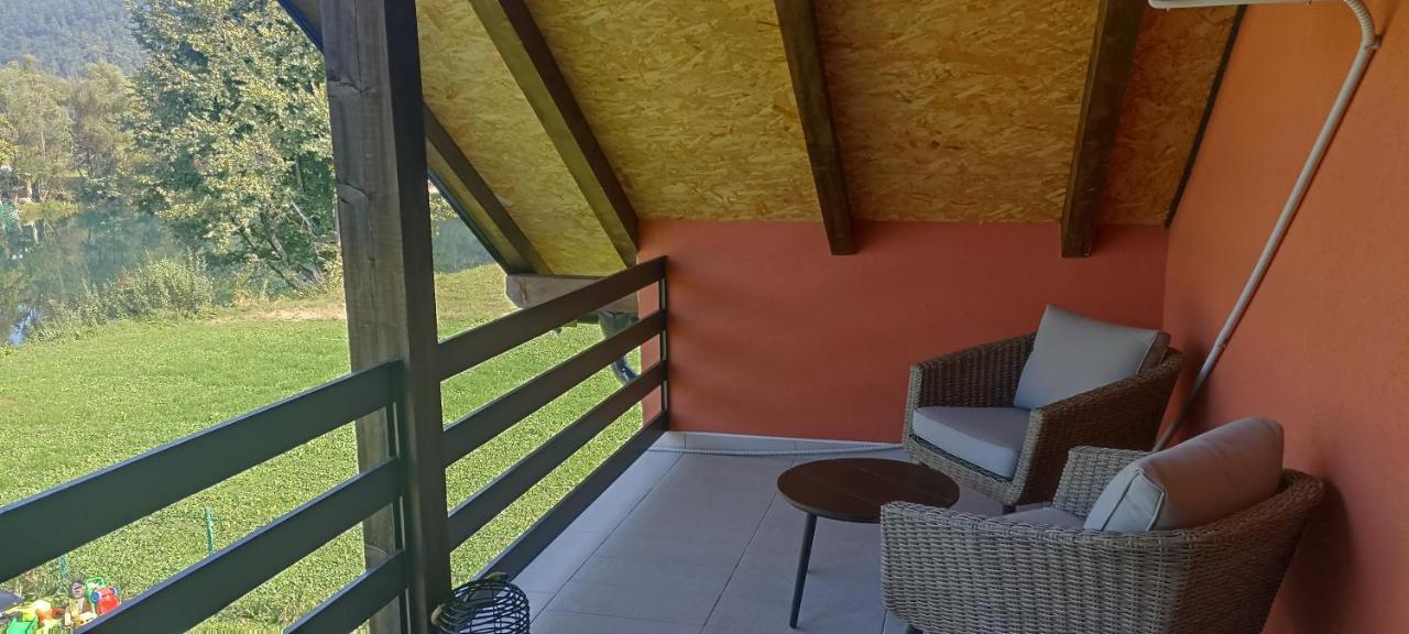 Holiday Home Dani Bihać エクステリア 写真